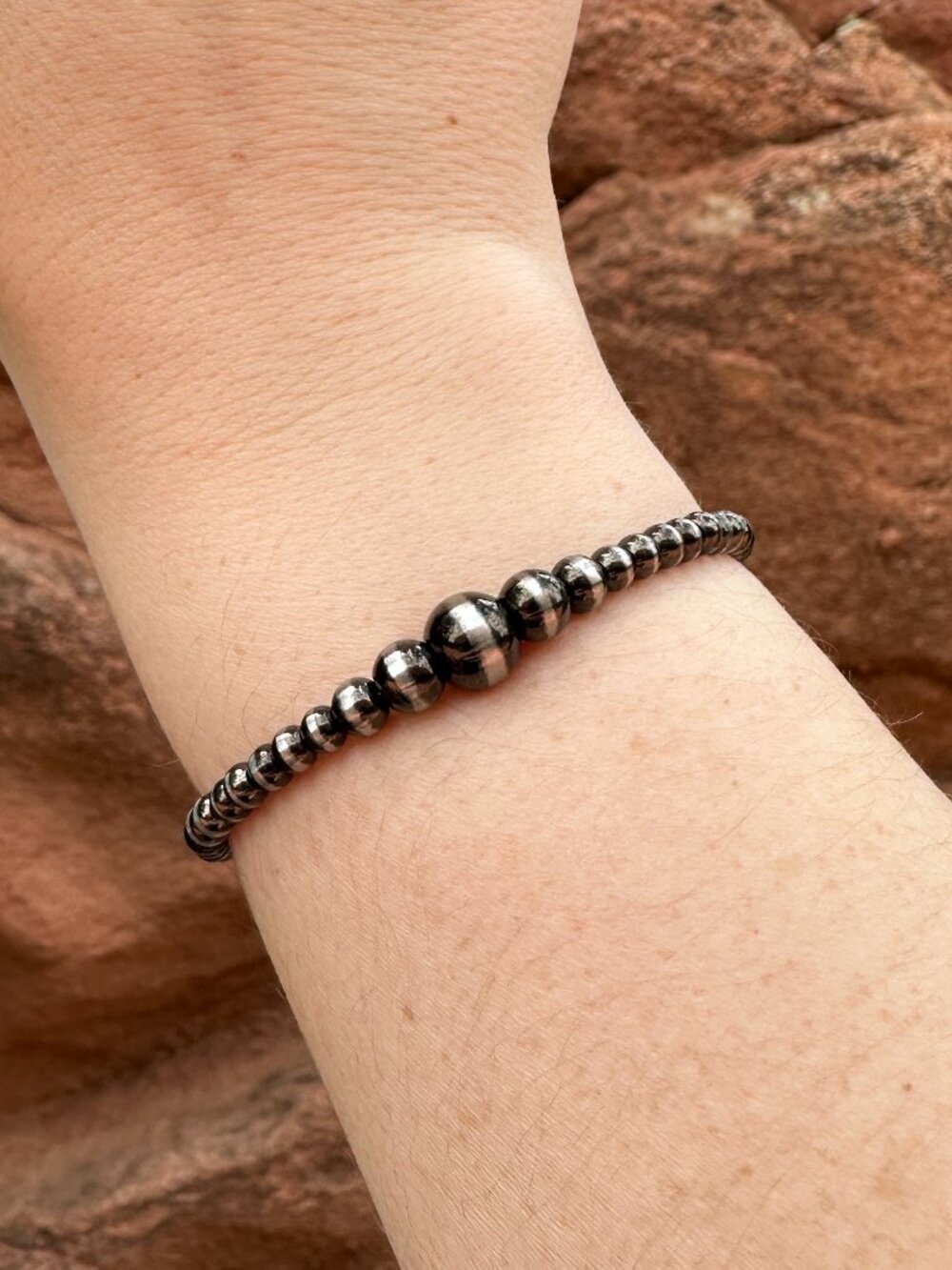 Handmade Brushed Steel Western Pearl Graduated Bracelet